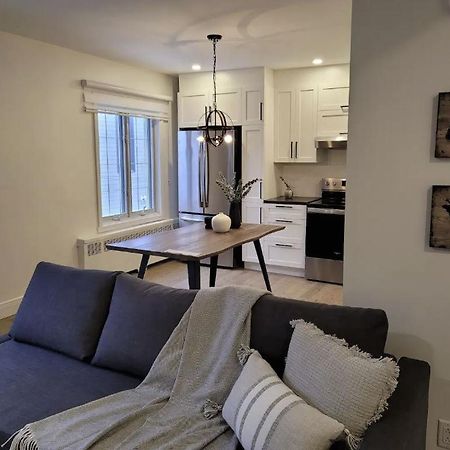 Free Parking, Beautiful 4 1/2- 2 Bedroom Apartment Монреаль Экстерьер фото