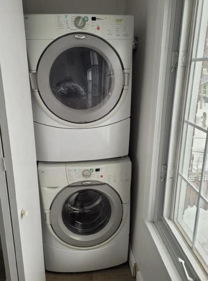 Free Parking, Beautiful 4 1/2- 2 Bedroom Apartment Монреаль Экстерьер фото